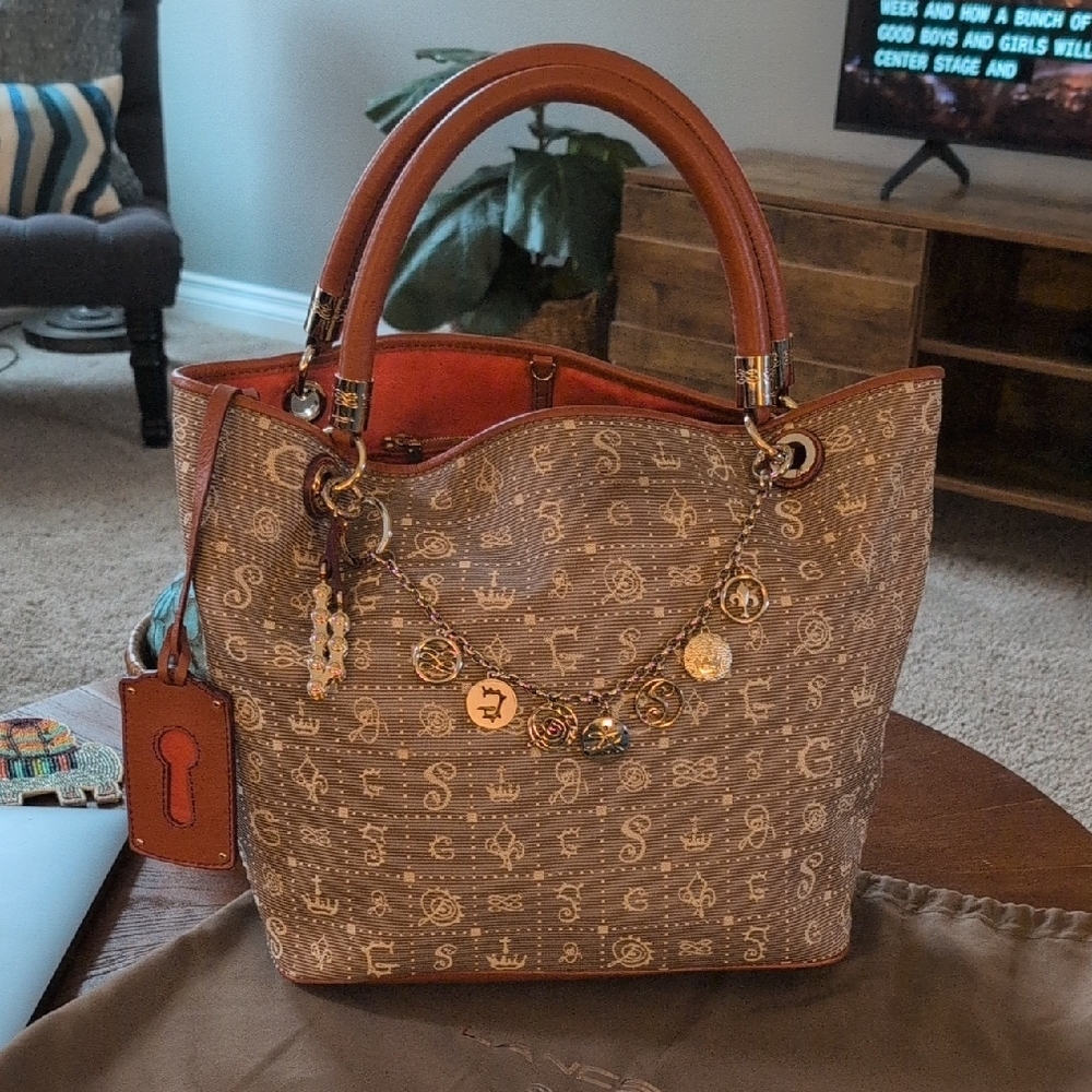 Stylish Authentic Lancel Salvador Dali Paris Leather Tote Bag